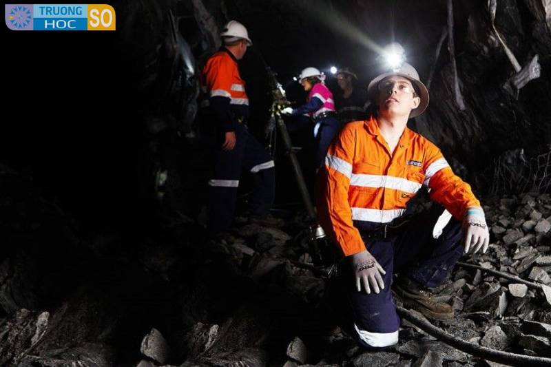 Ngành Kỹ thuật mỏ - 7520601