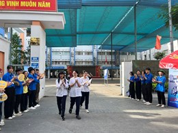 Ngày đầu thi tốt nghiệp THPT 2024 tại Hà Nội diễn ra an toàn và nghiêm túc